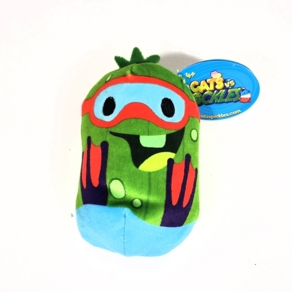 Cats vs Pickles Gold Wave Exclusive #254 Gulp Deep sea cuke 4" Beanie NEW - Picture 1 of 3